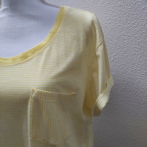 Ana woman's yellow tee. Size XXL. lightweight. breathable. comfortable. Gift. - Picture 3 of 5